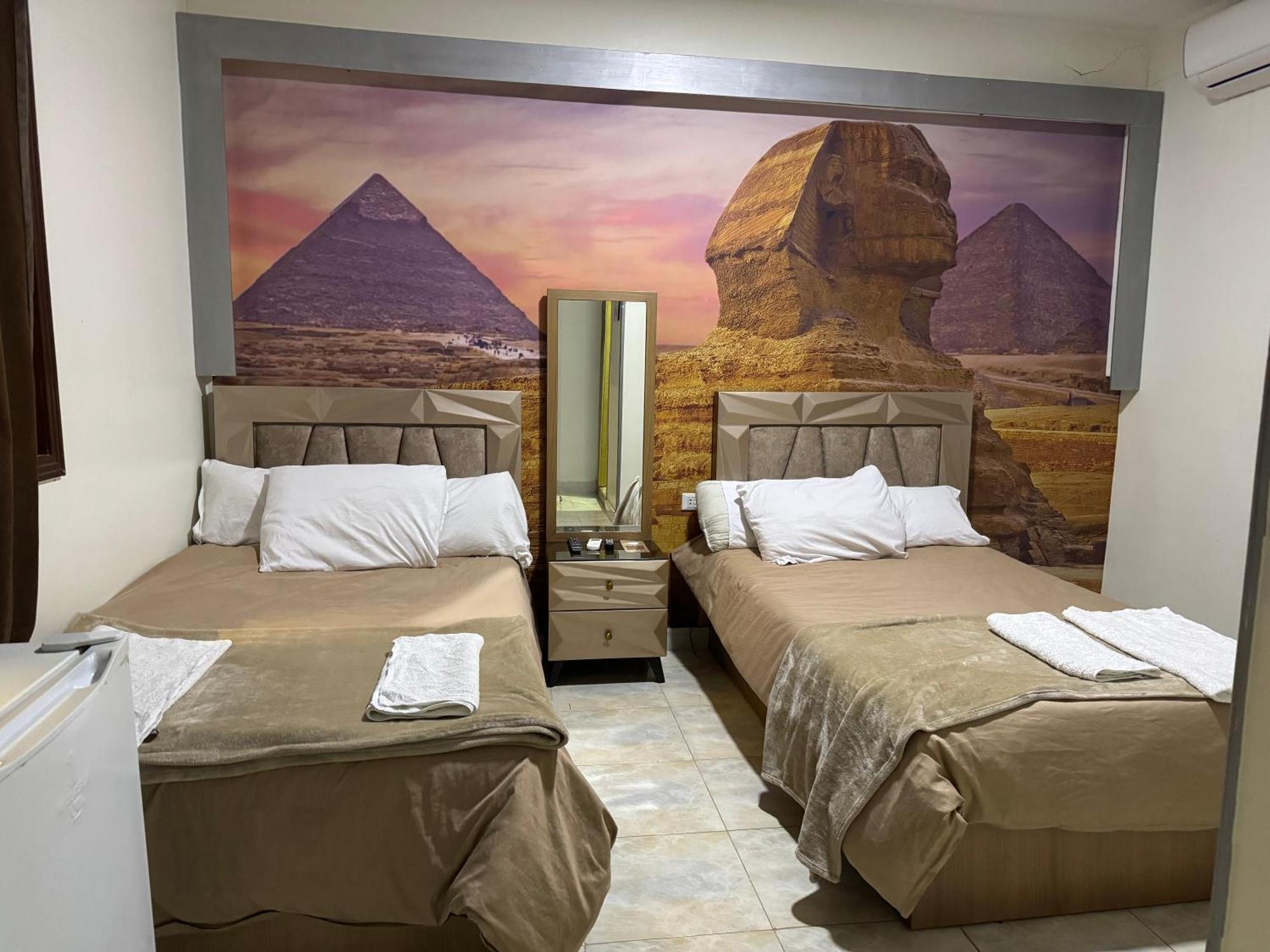 Nefertiti Pyramids View Hotel Cairo Exterior foto